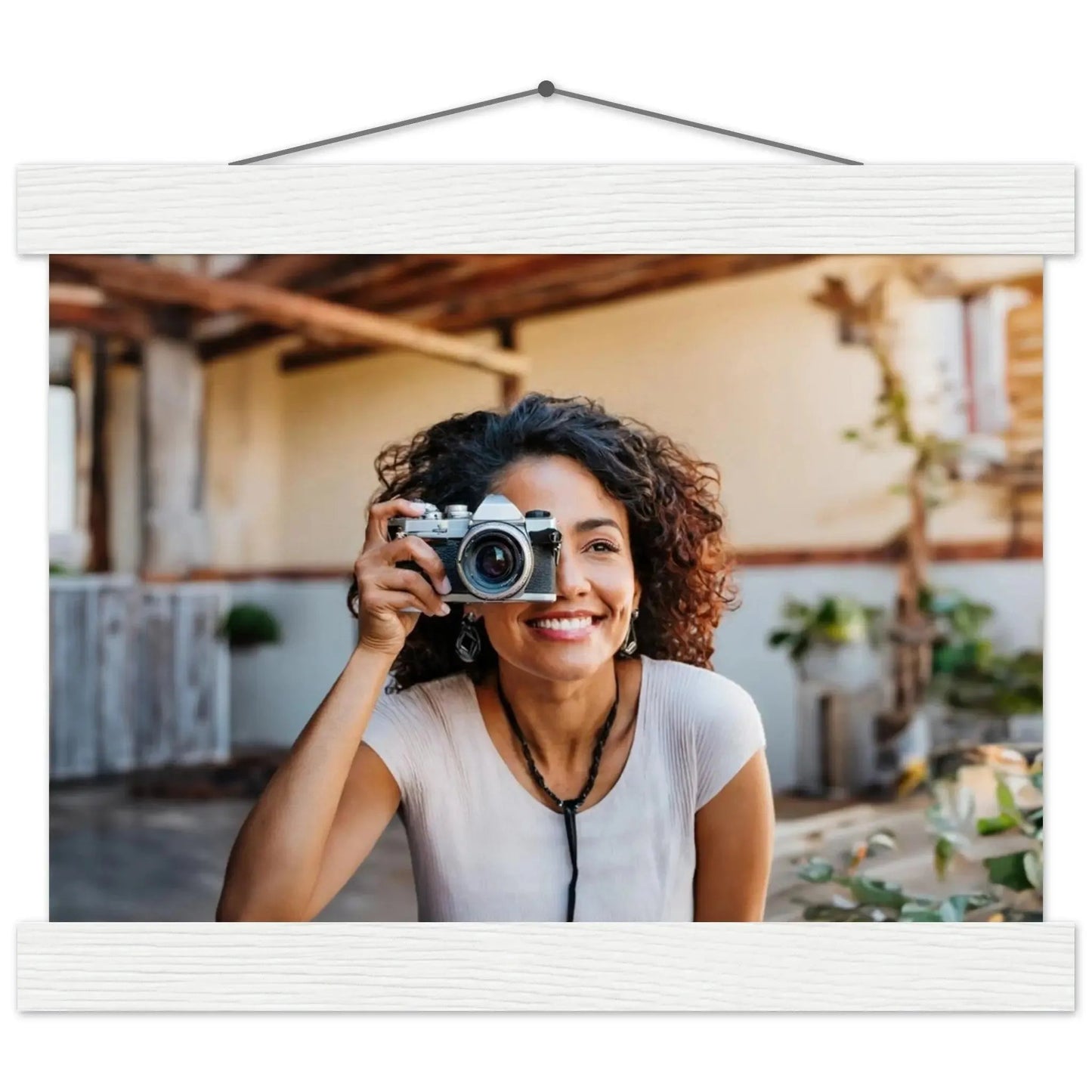 Dekoration mit Charakter. Individuelles Selbstportrait mit Holzleisten – Dein Foto als Kunstwerk: für stilvolle Raumgestaltung. Eine besondere Bereicherung für jeden Raum.