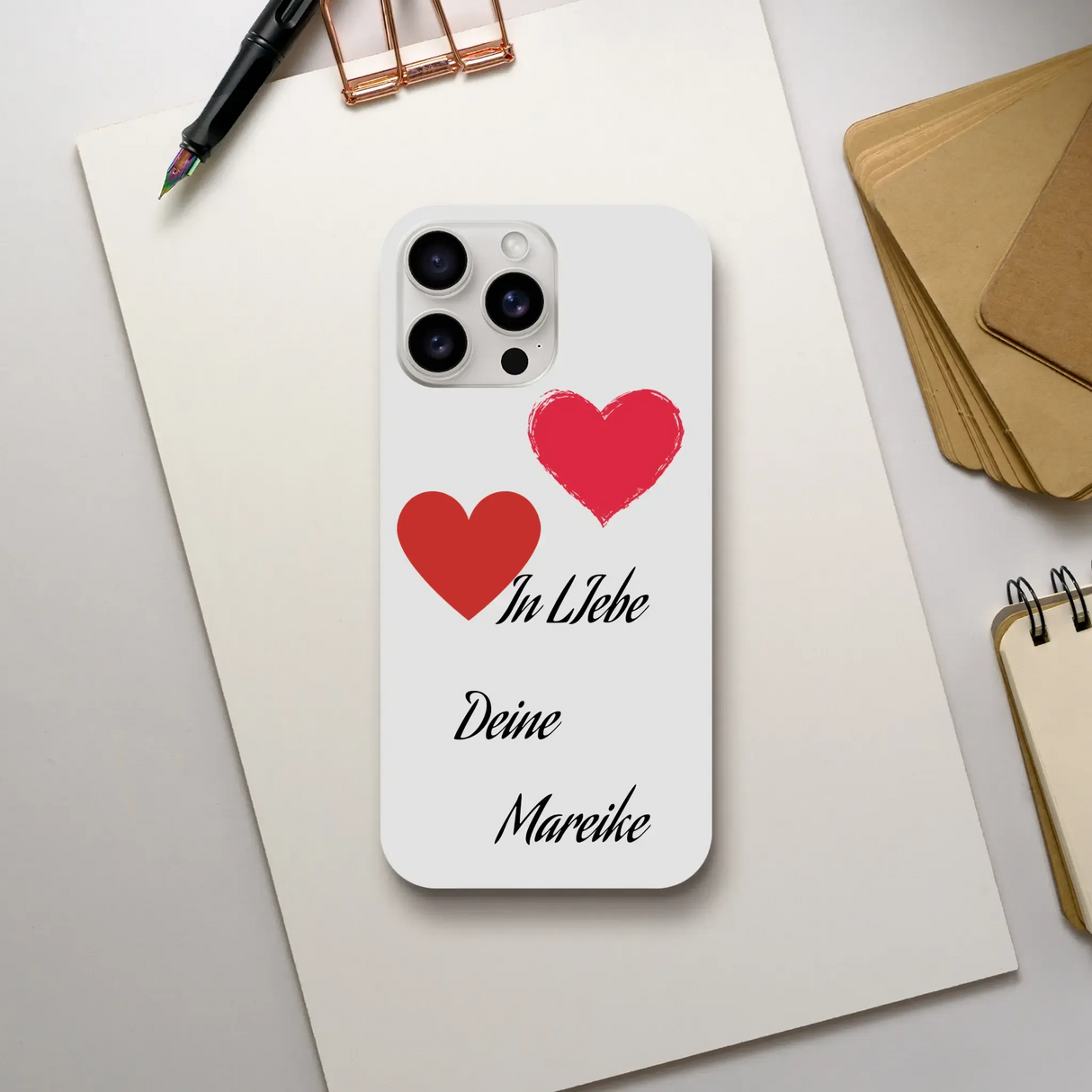 Dekoration mit Charakter. Slim Case für Smartphones – Schützender, Stilvolle Handytasche | Geburtstag & Valentinstag Geschenk: zeitlos und harmonisch. Schlicht, elegant und wirkungsvoll.