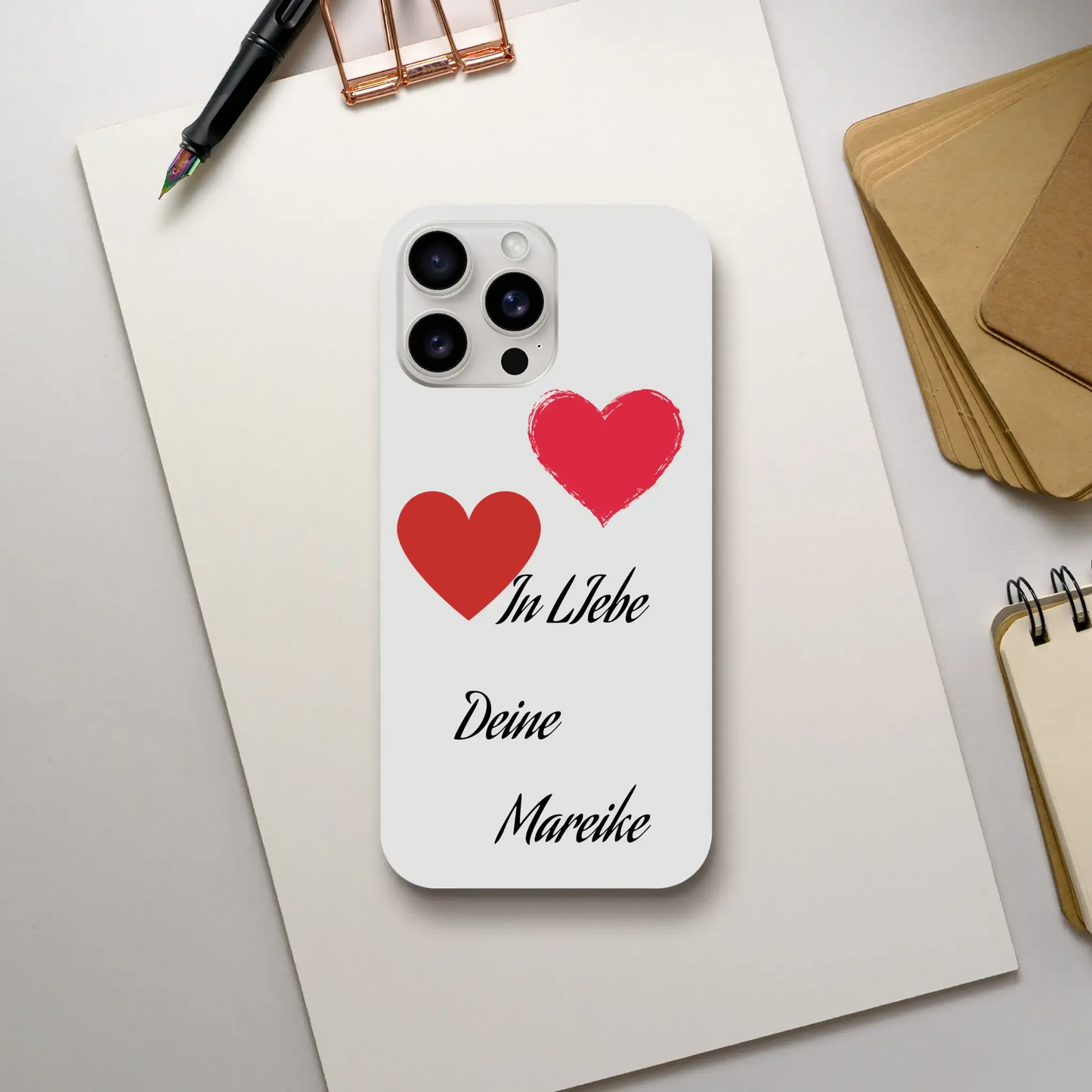 Dekoration mit Charakter. Slim Case für Smartphones – Schützender, Stilvolle Handytasche | Geburtstag & Valentinstag Geschenk: zeitlos und harmonisch. Schlicht, elegant und wirkungsvoll.