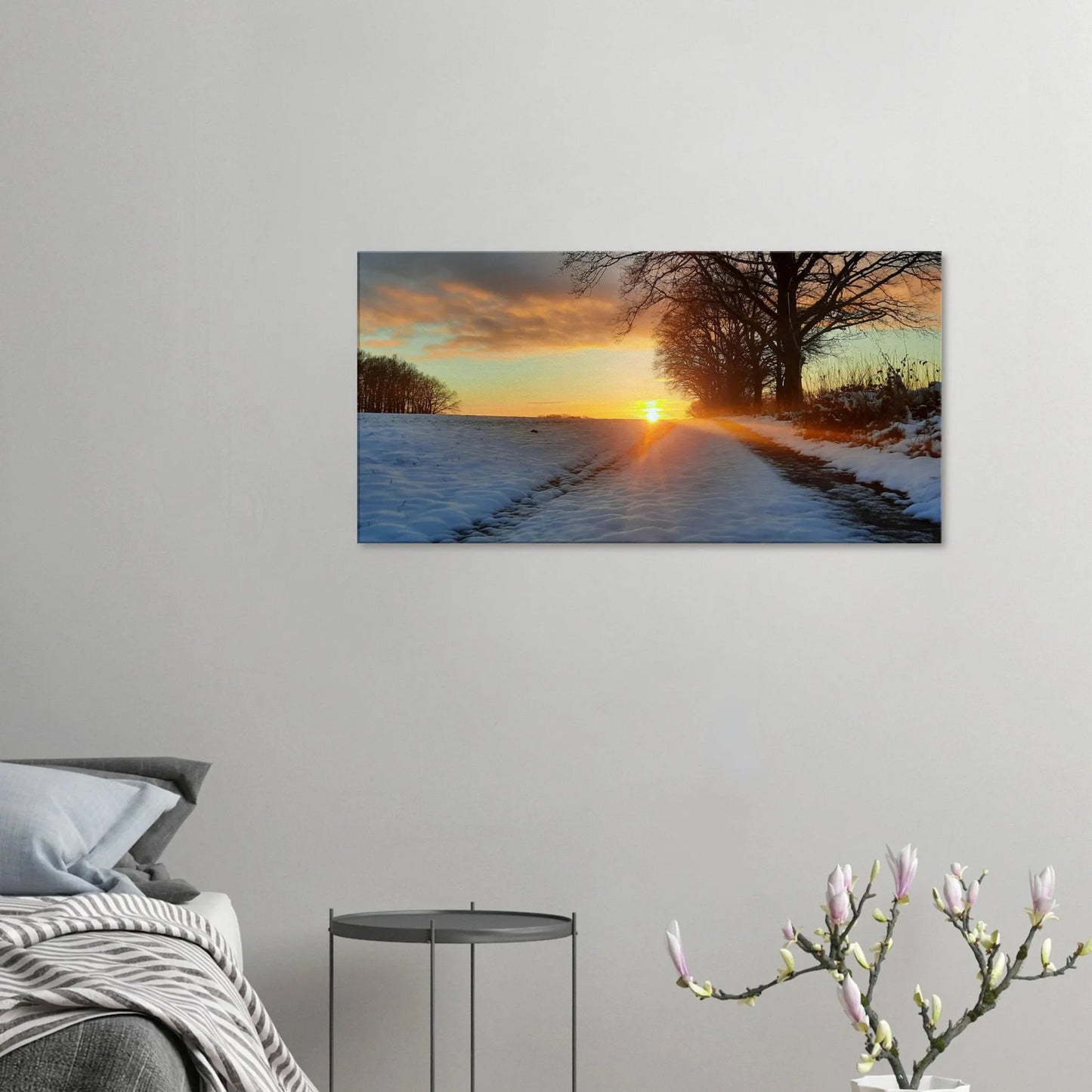 Dekoration mit Charakter. Hochwertiger Kunstdruck auf Leinwand – Abendsonne Westerwald: zeitlos und harmonisch. Schlicht, elegant und wirkungsvoll.