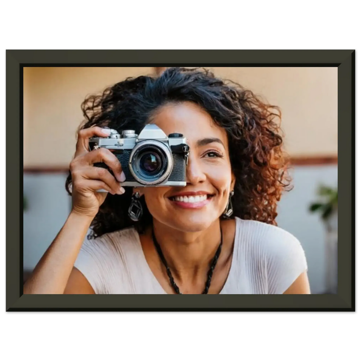 Ein Ausdruck moderner Ästhetik. Premium Halbglänzendes Papier mit Metallrahmen 👌: passt in jedes Ambiente. Schlicht, elegant und wirkungsvoll.