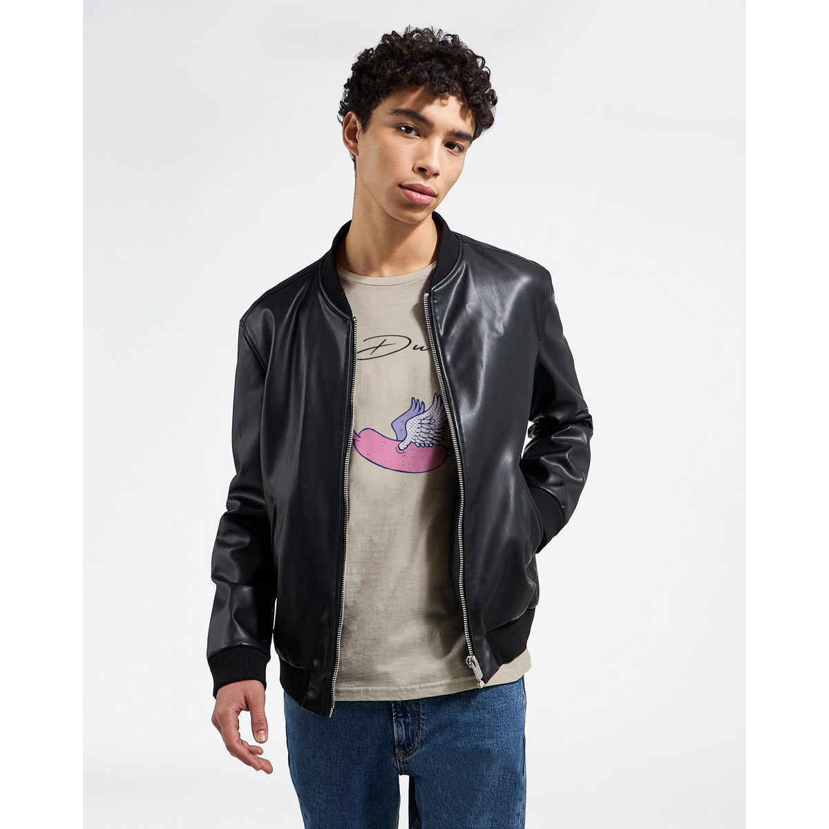 Dekoration mit Charakter. Classic Unisex Crewneck T-shirt | Gildan® 64000: für stilvolle Raumgestaltung. Schlicht, elegant und wirkungsvoll.
