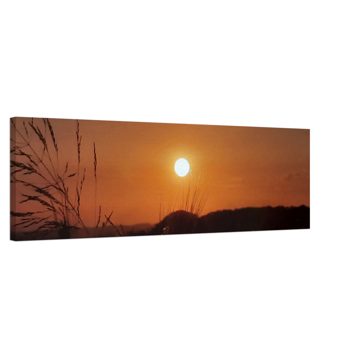 Dekoration mit Charakter. Kunstdruck auf Leinwand – Westerwald in der Abendsonne, Hochwertiger Wandkunstdruck: für stilvolle Raumgestaltung. Schlicht, elegant und wirkungsvoll.