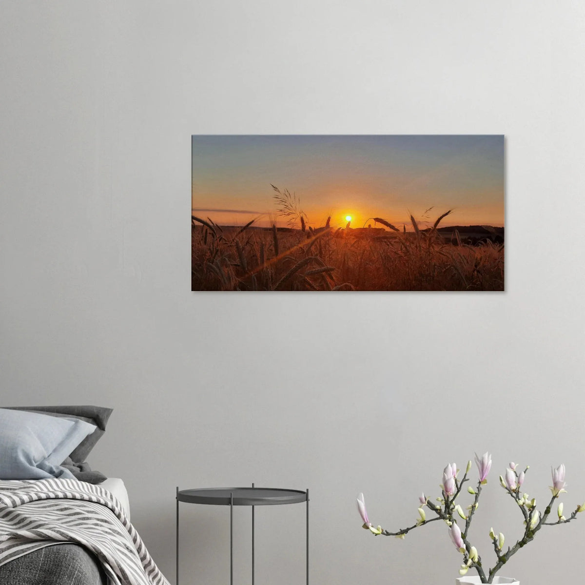 Dekoration mit Charakter. Landschaftsbild Kunstdruck auf Leinwand – Abendsonne Westerwald: für stilvolle Raumgestaltung. Schlicht, elegant und wirkungsvoll.