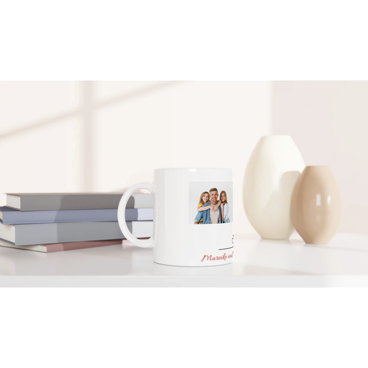 Dekoration mit Charakter. Personalisiertes Geschenk für Oma - Tasse mit Foto: für stilvolle Raumgestaltung. Schlicht, elegant und wirkungsvoll.