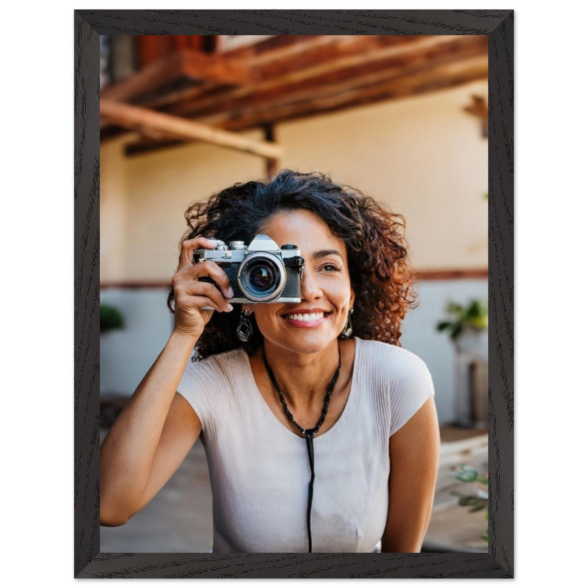 Dekoration mit Charakter. Premium Wooden Framed With Premium Matte Paper: zeitlos und harmonisch. Schlicht, elegant und wirkungsvoll.