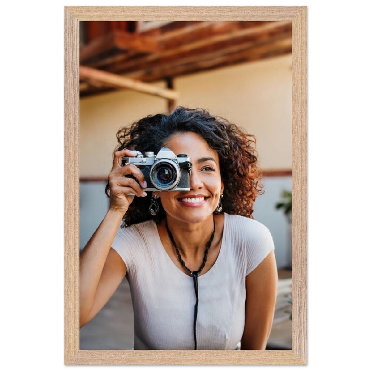 Dekoration mit Charakter. Premium Wooden Framed With Premium Matte Paper: zeitlos und harmonisch. Schlicht, elegant und wirkungsvoll.