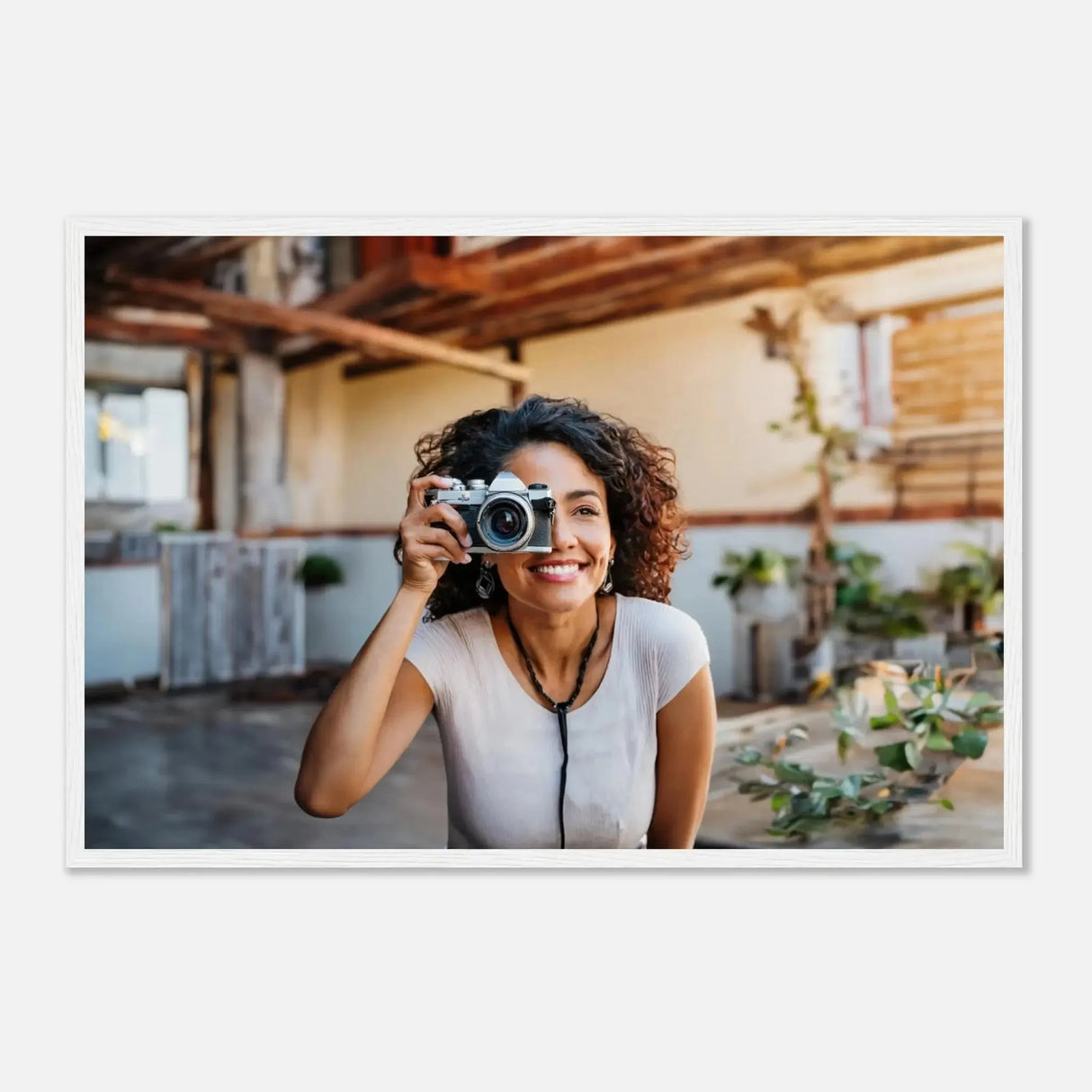 Stimmungsvolle Wandkunst für stilvolle Räume. Personalisierbares Holzrahmen- – Elegantes individuelles Foto Kunstwerk: zeitlos und harmonisch. Eine besondere Bereicherung für jeden Raum.