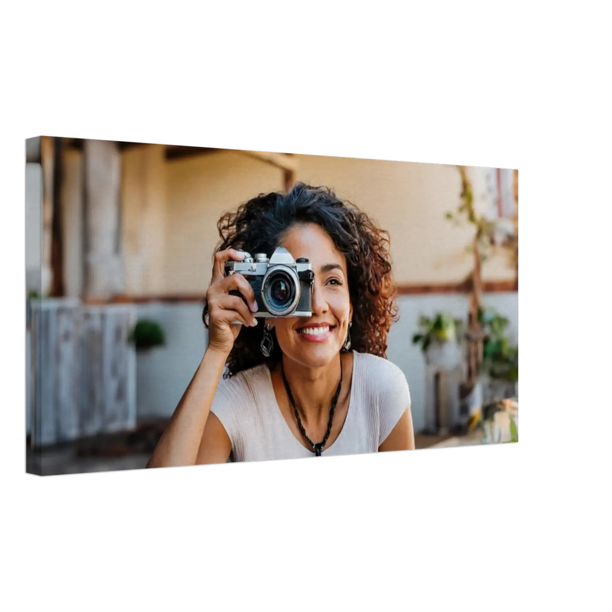Dekoration mit Charakter. Dein Foto auf Leinwand – Verewigen Sie Ihre Familienportraits: zeitlos und harmonisch. Eine besondere Bereicherung für jeden Raum.