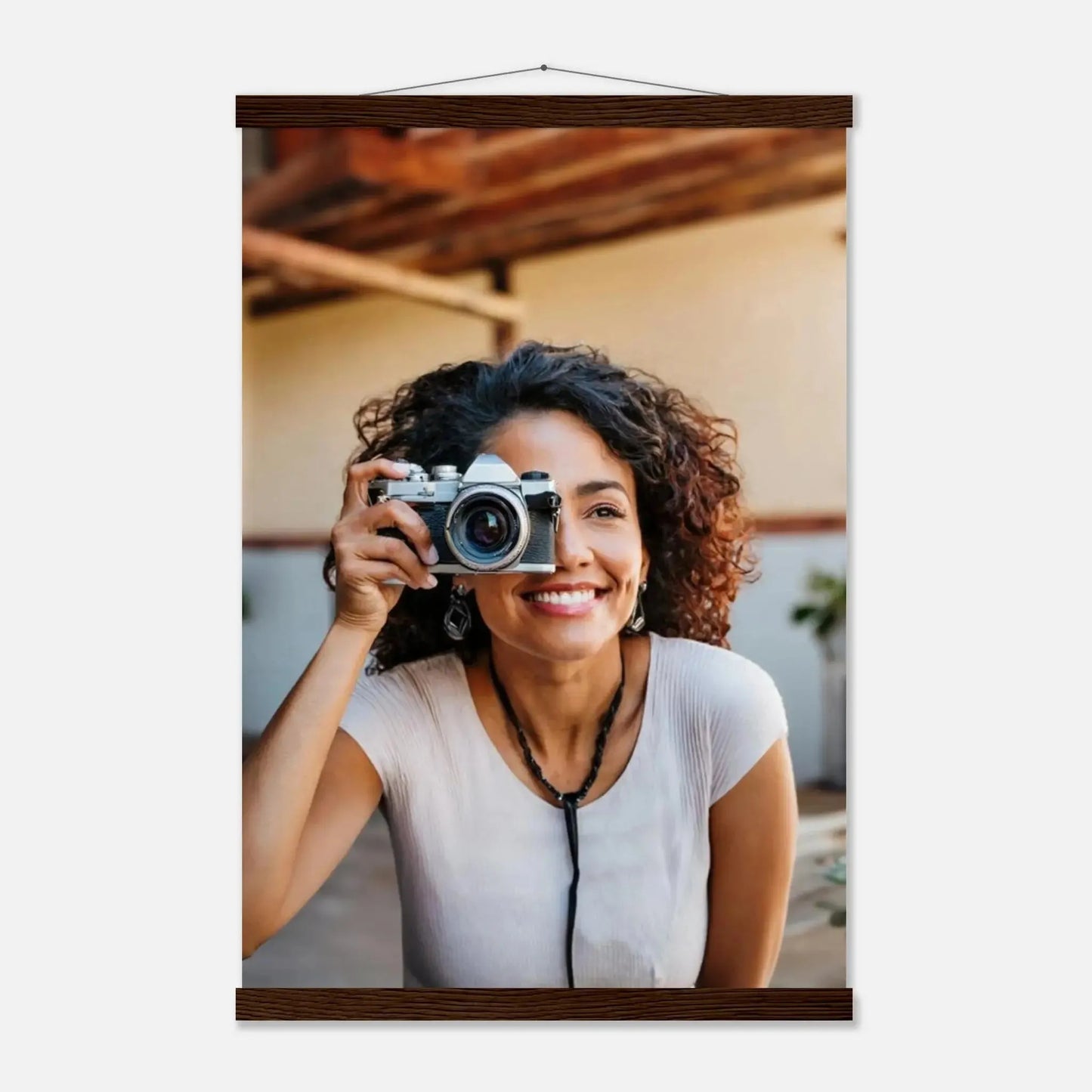 Stimmungsvolle Wandkunst für stilvolle Räume. Personalisierbares  mit Aufhängern – Minimalistische Holzleisten für Vintage-Charme: passt in jedes Ambiente. Eine besondere Bereicherung für jeden Raum.