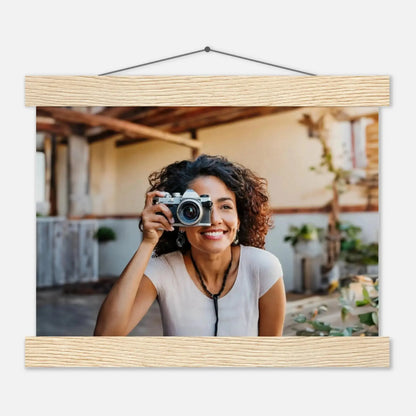 Ein Ausdruck moderner Ästhetik. Personalized  with Hanger – Custom Photo on Masters Edition Paper: zeitlos und harmonisch. Eine besondere Bereicherung für jeden Raum.