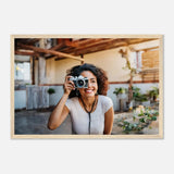 Stimmungsvolle Wandkunst für stilvolle Räume. Personalisierbares Holzrahmen- – Elegantes individuelles Foto Kunstwerk: zeitlos und harmonisch. Schlicht, elegant und wirkungsvoll.