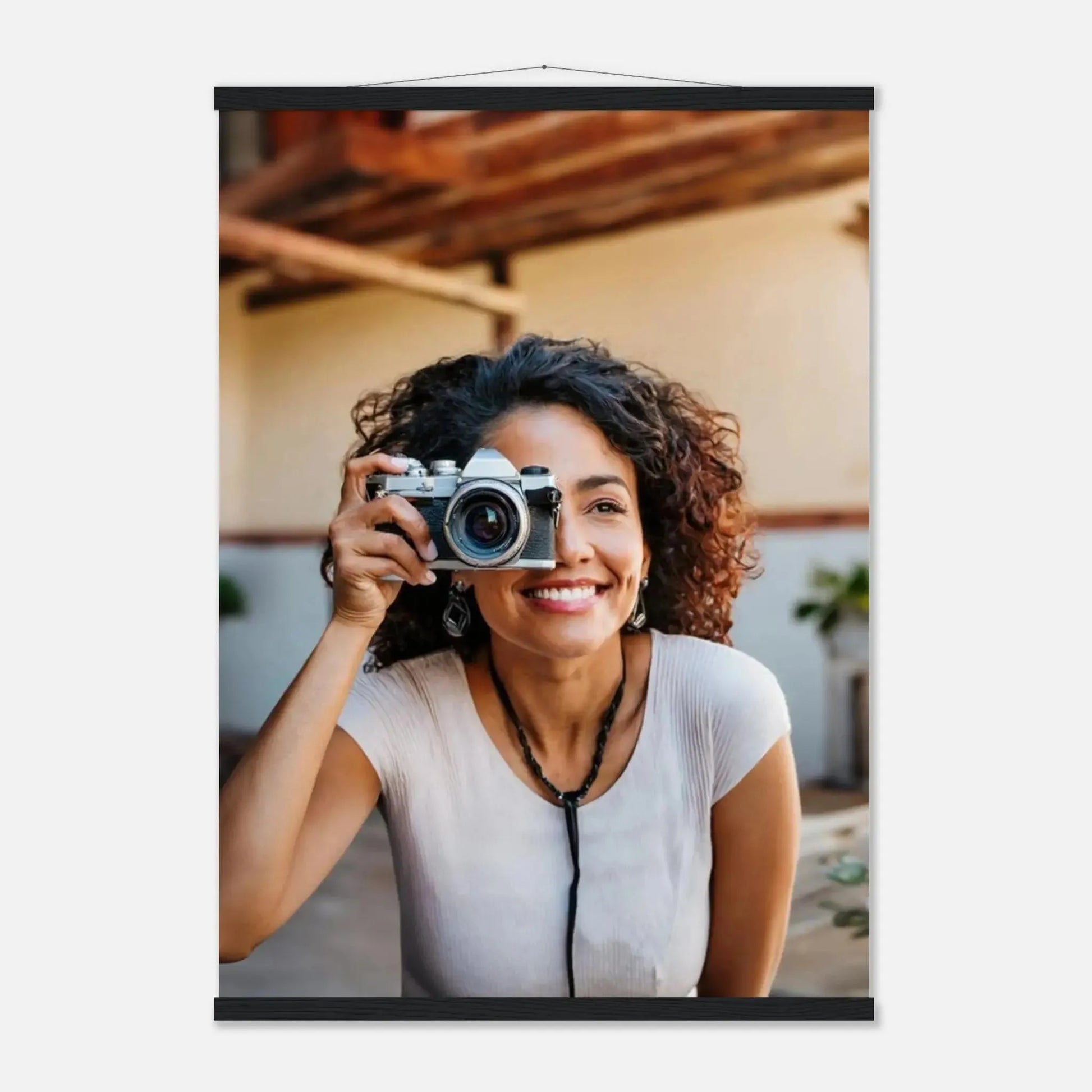 Stimmungsvolle Wandkunst für stilvolle Räume. Personalisierbares  mit Aufhängern – Minimalistische Holzleisten für Vintage-Charme: für stilvolle Raumgestaltung. Schlicht, elegant und wirkungsvoll.