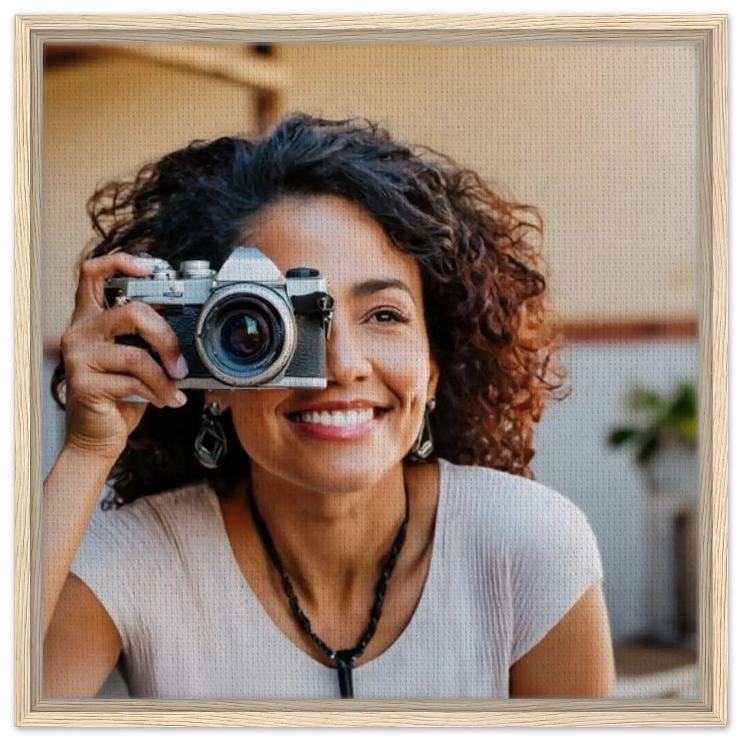 Dekoration mit Charakter. Dein Foto auf Leinwand mit  – personalisierte bedruckte Leinwand: zeitlos und harmonisch. Schlicht, elegant und wirkungsvoll.