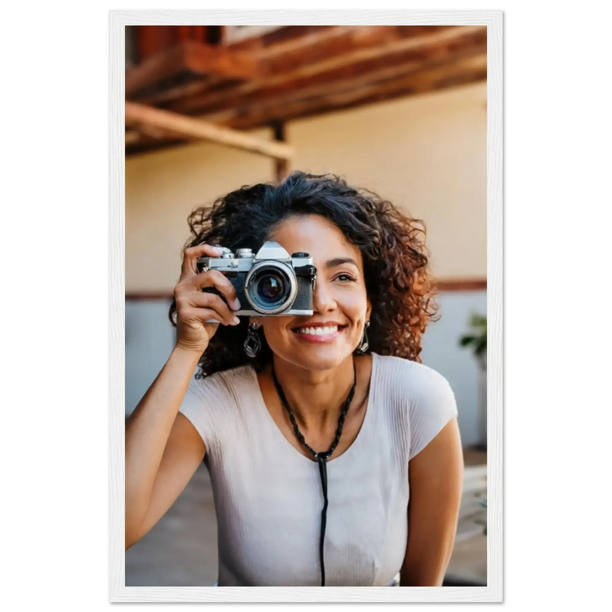 Stimmungsvolle Wandkunst für stilvolle Räume. Personalisierbares Holzrahmen- – Elegantes individuelles Foto Kunstwerk: zeitlos und harmonisch. Eine besondere Bereicherung für jeden Raum.