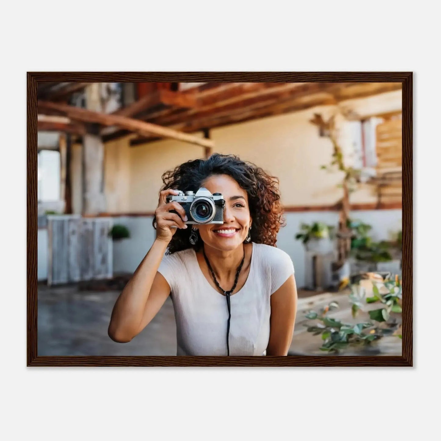 Stimmungsvolle Wandkunst für stilvolle Räume. Personalisierbares Holzrahmen- – Elegantes individuelles Foto Kunstwerk: zeitlos und harmonisch. Eine besondere Bereicherung für jeden Raum.