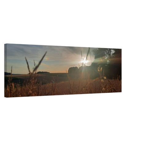 Stimmungsvolle Wandkunst für stilvolle Räume. Westerwald Landschaftsbild Leinwand - Kunstdruck Die andere Perspektive: für stilvolle Raumgestaltung. Eine besondere Bereicherung für jeden Raum.