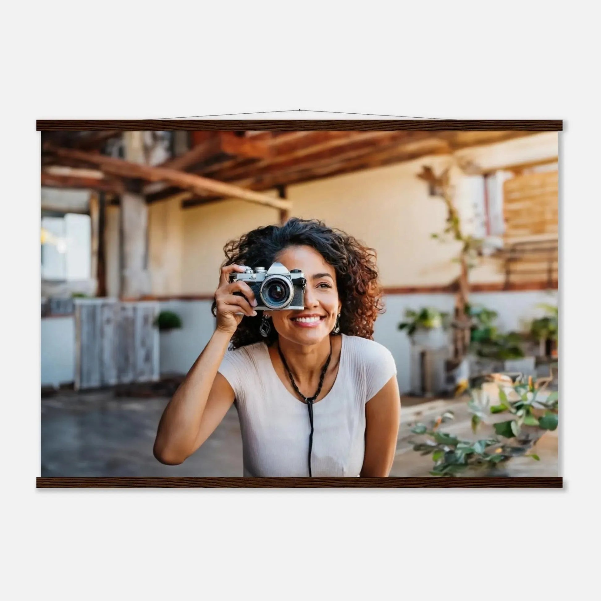 Ein Ausdruck moderner Ästhetik. Individuelles Selbstportrait  mit Holzleisten – Dein Foto als Kunstwerk: passt in jedes Ambiente. Schlicht, elegant und wirkungsvoll.
