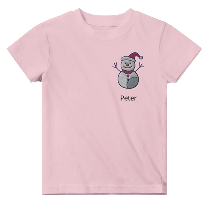 Liebevolle Erinnerung an Kindheitsmomente. Classic Baby Crewneck T-shirt personalisiertes Kindershirt zu Weihnachten🎅: voller Geborgenheit und Fantasie. Ein Highlight für das Kinderzimmer.
