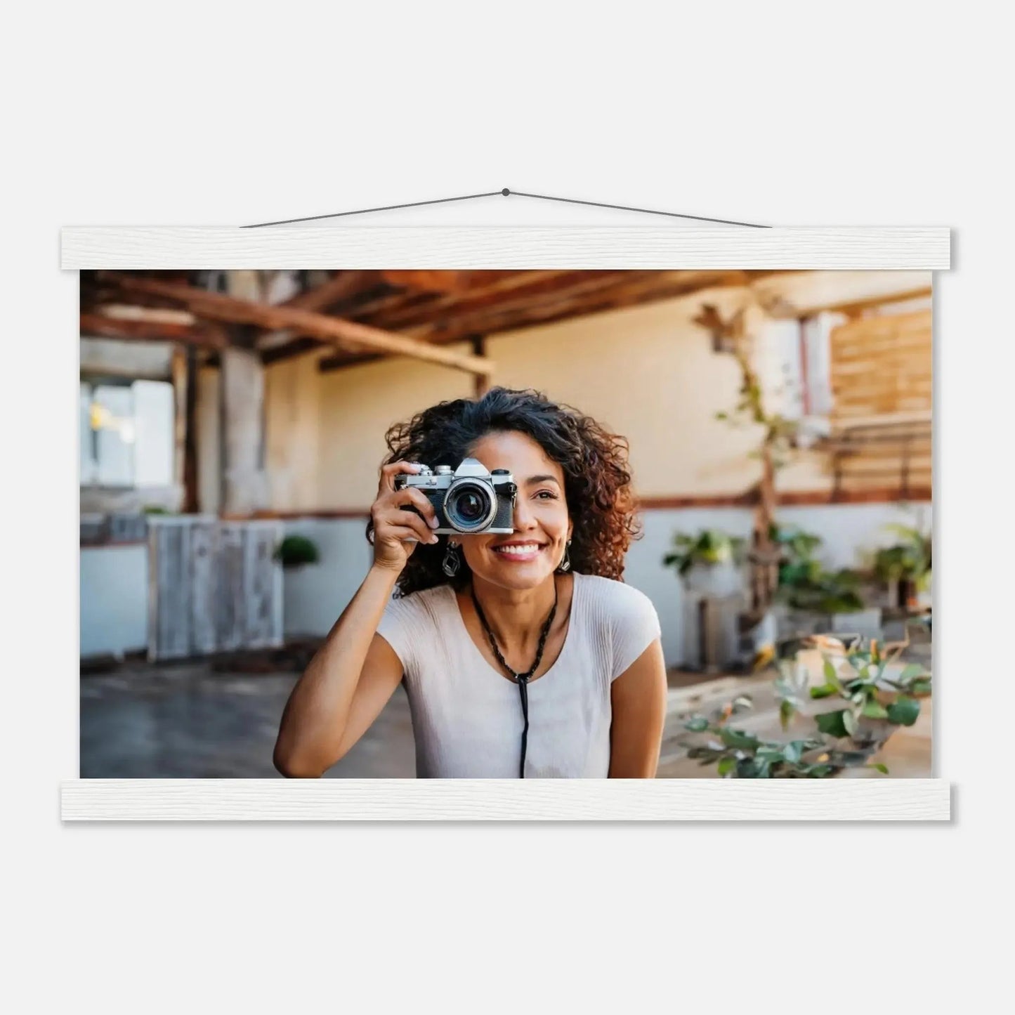 Ein Ausdruck moderner Ästhetik. Individuelles Selbstportrait  mit Holzleisten – Dein Foto als Kunstwerk: für stilvolle Raumgestaltung. Eine besondere Bereicherung für jeden Raum.