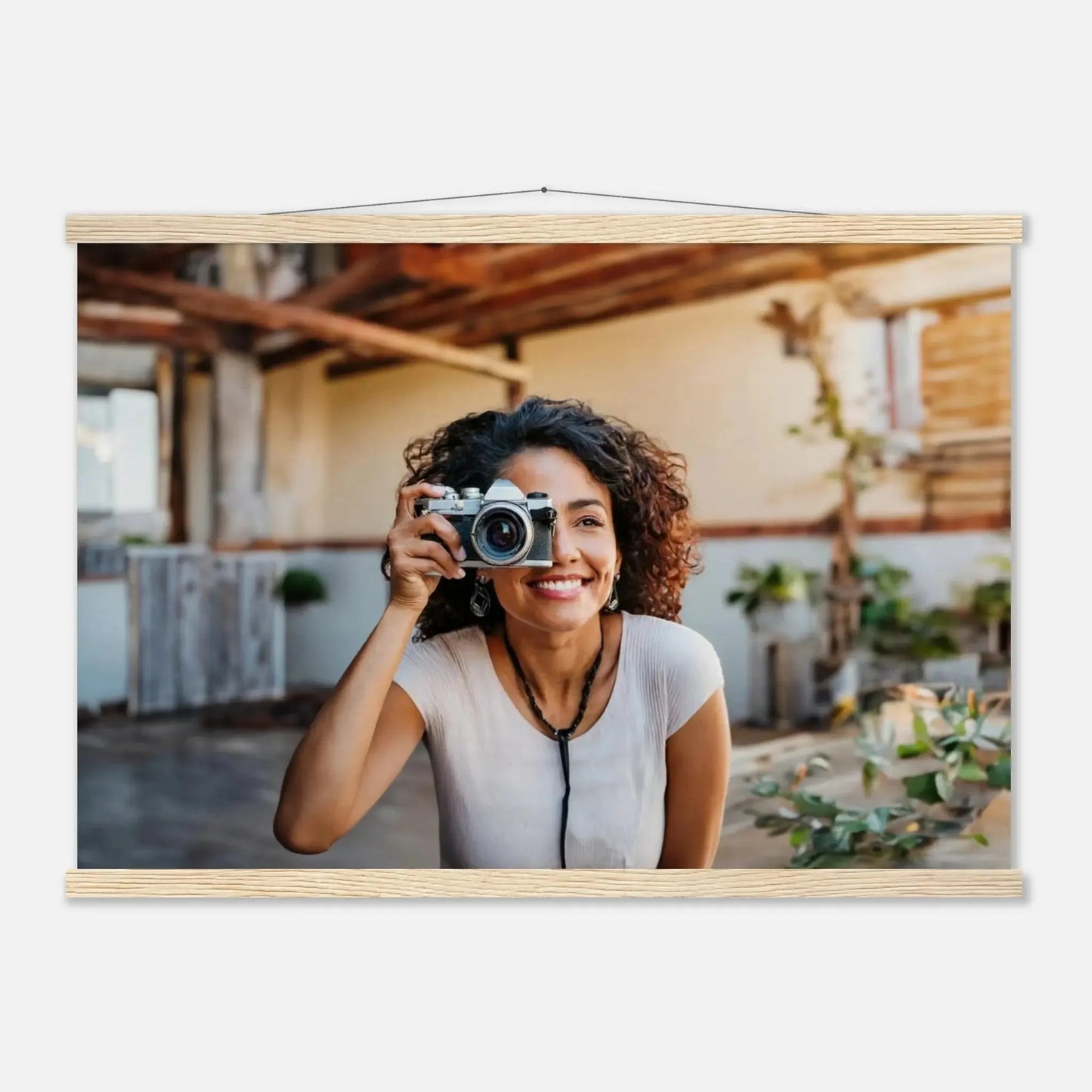 Ein Ausdruck moderner Ästhetik. Personalized  with Hanger – Custom Photo on Masters Edition Paper: zeitlos und harmonisch. Eine besondere Bereicherung für jeden Raum.