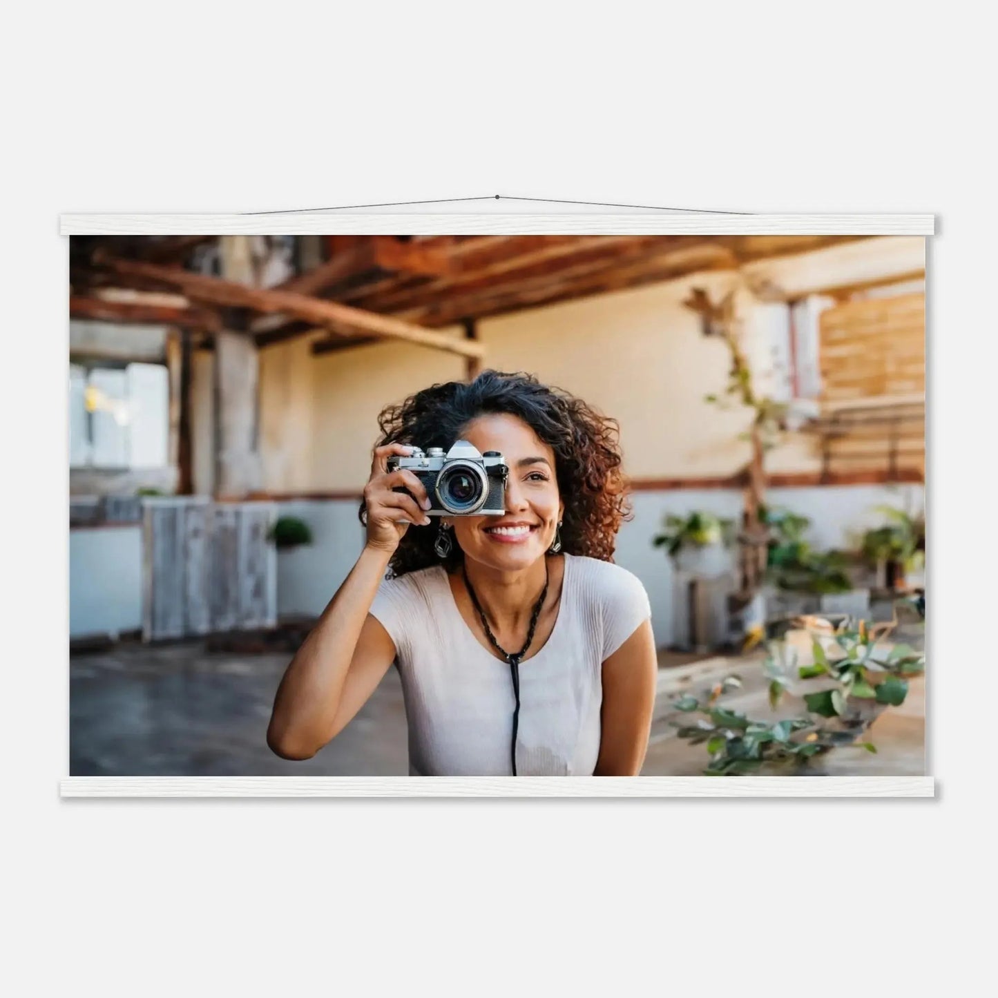 Ein Ausdruck moderner Ästhetik. Individuelles Selbstportrait  mit Holzleisten – Dein Foto als Kunstwerk: passt in jedes Ambiente. Schlicht, elegant und wirkungsvoll.