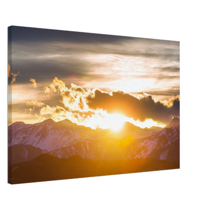 Ein Ausdruck moderner Ästhetik. Hochwertiger Kunstdrucke auf Leinwand -  Sonnenaufgang: zeitlos und harmonisch. Eine besondere Bereicherung für jeden Raum.
