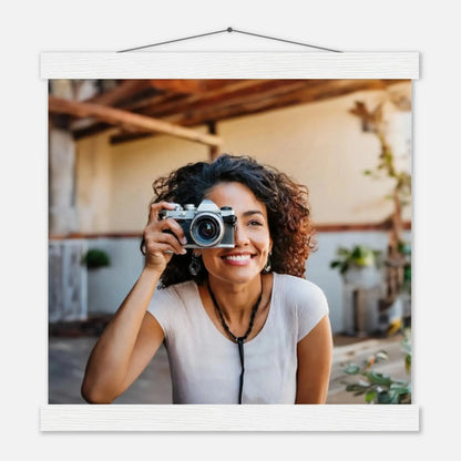 Dekoration mit Charakter. Personalisierbares  mit Aufhängern – Minimalistische Holzleisten für Vintage-Charme: passt in jedes Ambiente. Schlicht, elegant und wirkungsvoll.