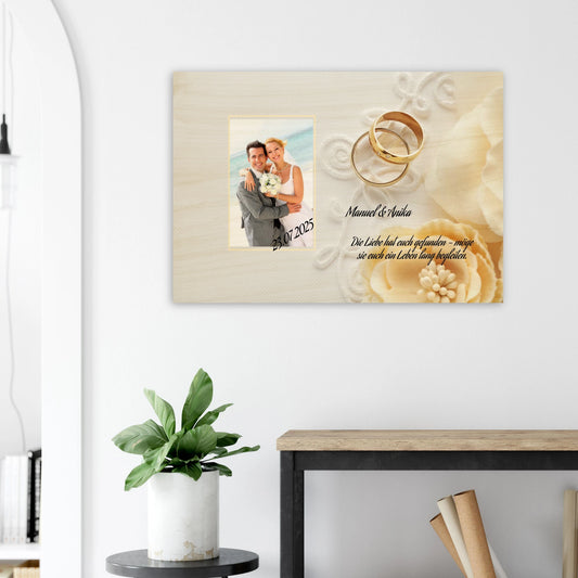 Festgehaltene Gefühle zur Hochzeit. Persönliches Geschenk zur Hochzeit Holzdruck in 2 Stärken: symbolisiert Liebe und Zusammenhalt. Ein bleibendes Andenken an einen einmaligen Tag.