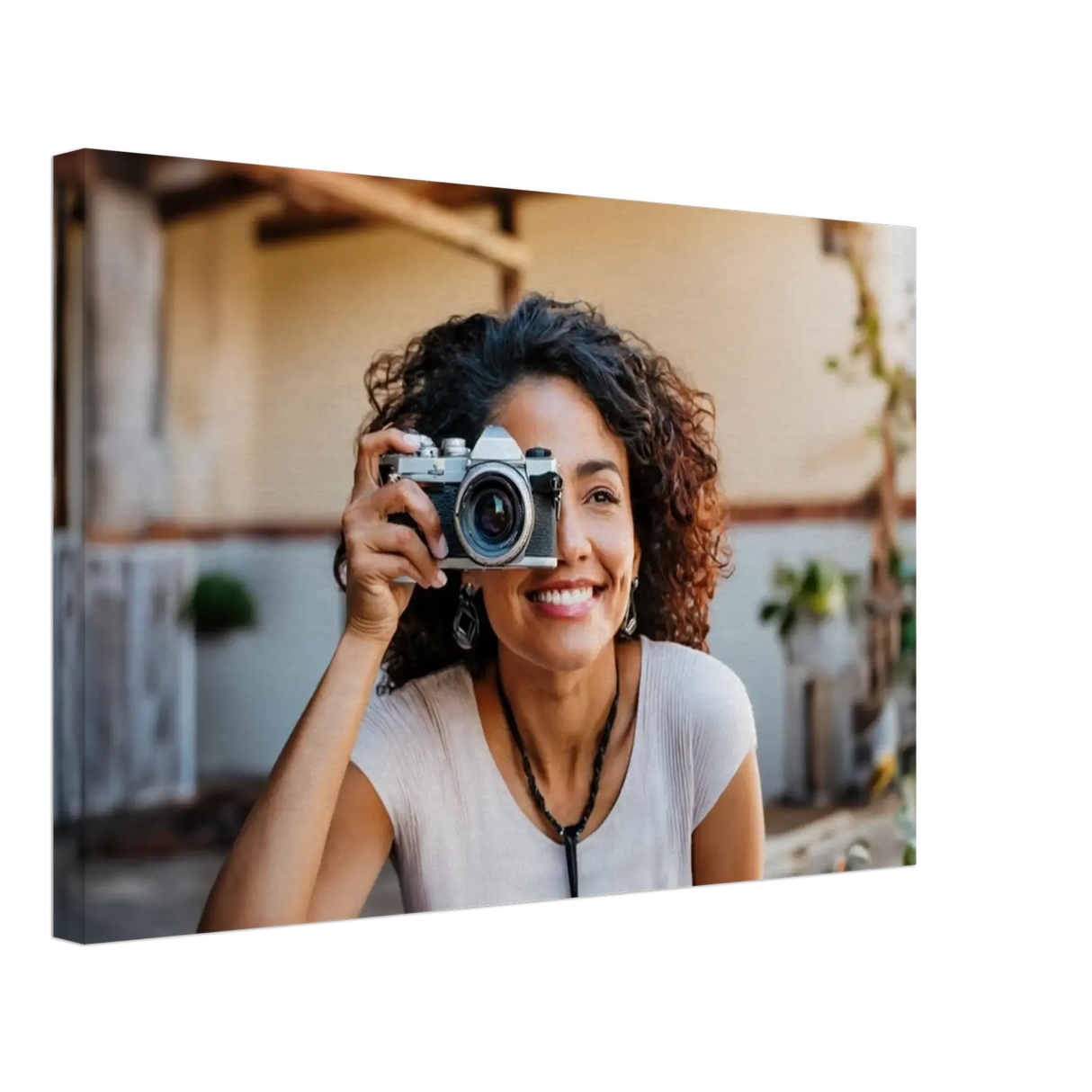 Dekoration mit Charakter. Dein Foto auf Leinwand – Verewigen Sie Ihre Familienportraits: zeitlos und harmonisch. Eine besondere Bereicherung für jeden Raum.