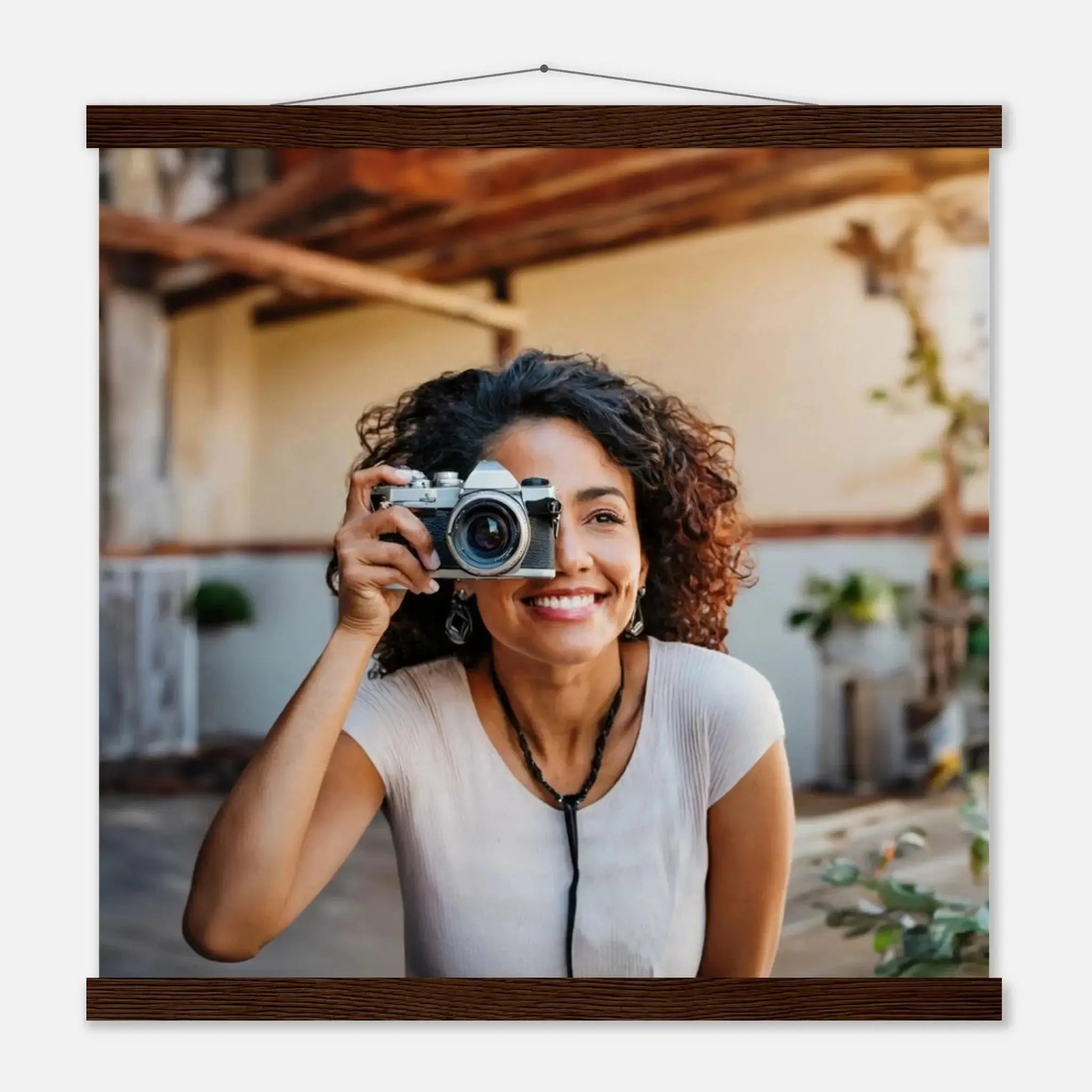 Dekoration mit Charakter. Personalized  with Hanger – Custom Photo on Masters Edition Paper: zeitlos und harmonisch. Schlicht, elegant und wirkungsvoll.