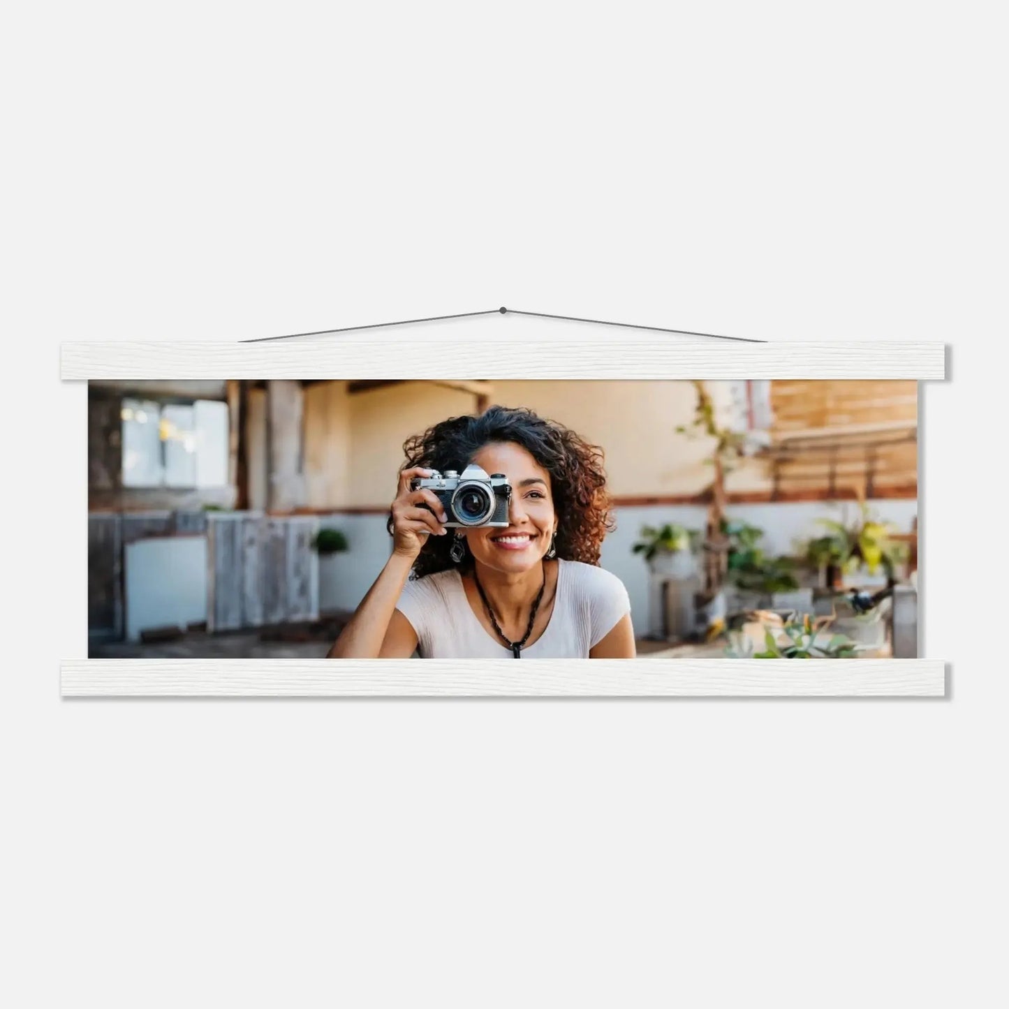 Ein Ausdruck moderner Ästhetik. Individuelles Selbstportrait  mit Holzleisten – Dein Foto als Kunstwerk: zeitlos und harmonisch. Eine besondere Bereicherung für jeden Raum.