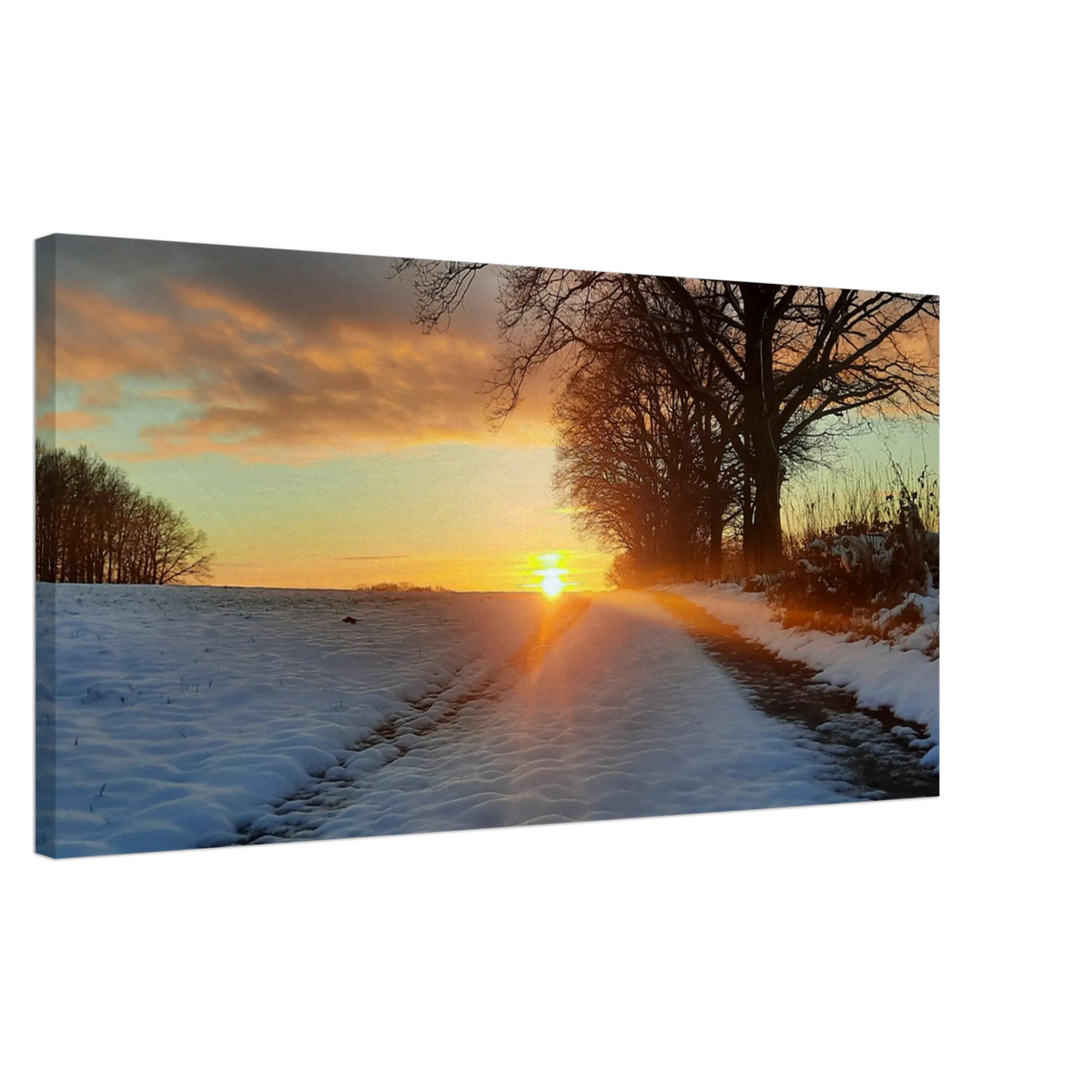Stimmungsvolle Wandkunst für stilvolle Räume. Hochwertiger Kunstdruck auf Leinwand – Abendsonne Westerwald: zeitlos und harmonisch. Eine besondere Bereicherung für jeden Raum.