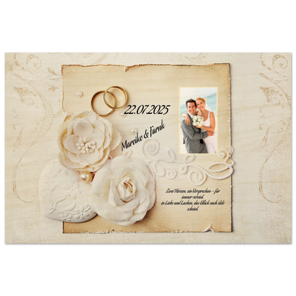 Einzigartige Erinnerung an einen besonderen Tag. Geschenk zur Hochzeit - Hochwertiger Holzdruck aus Birkenholz für rustikale Wandkunst: zeitlos und liebevoll gestaltet. Ideal für frisch Vermählte und verliebte Paare.