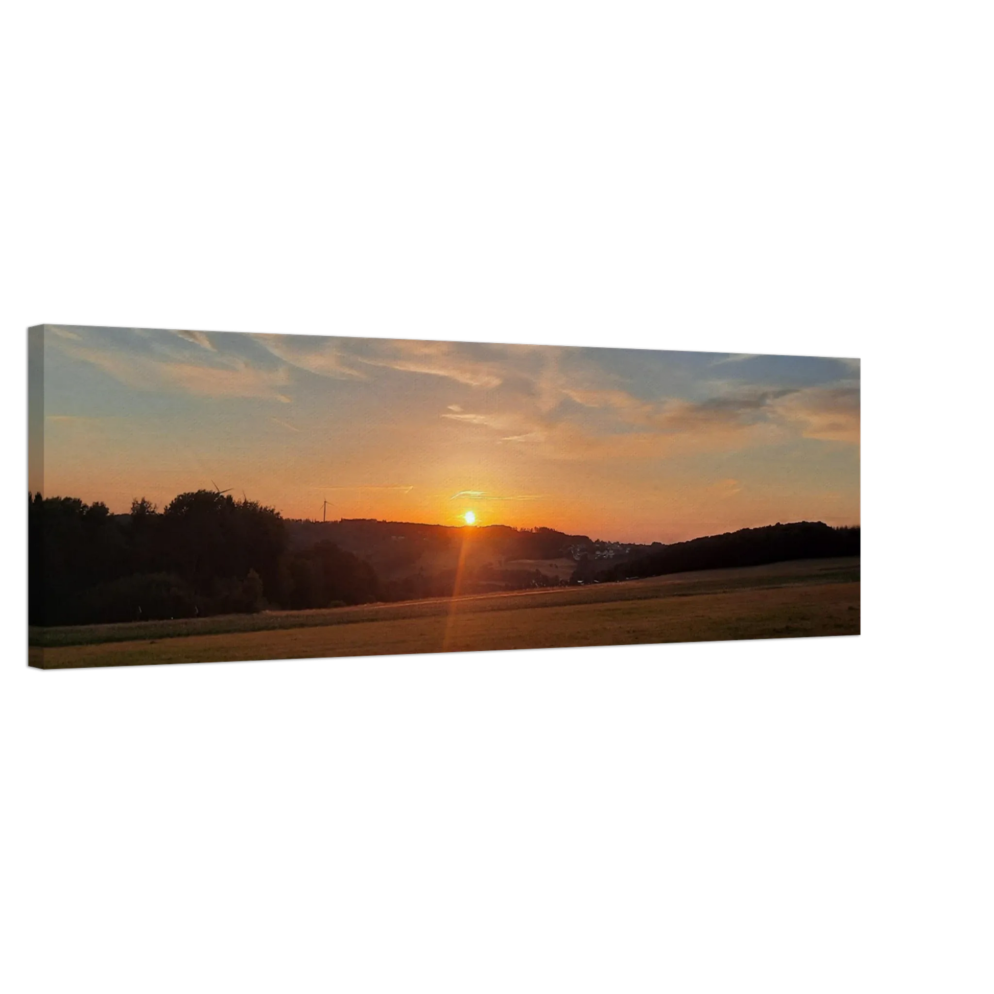 Dekoration mit Charakter. Abendrot in den Hügeln - Landschaftsbild auf Leinwand im Westerwald: für stilvolle Raumgestaltung. Eine besondere Bereicherung für jeden Raum.