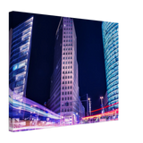 Dekoration mit Charakter. Berlin bei Nacht Canvas Art Print – Premium Textured Wandbild: für stilvolle Raumgestaltung. Eine besondere Bereicherung für jeden Raum.
