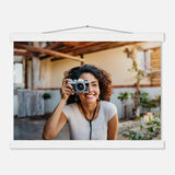 Dekoration mit Charakter. Personalized  with Hanger – Custom Photo on Masters Edition Paper: zeitlos und harmonisch. Schlicht, elegant und wirkungsvoll.