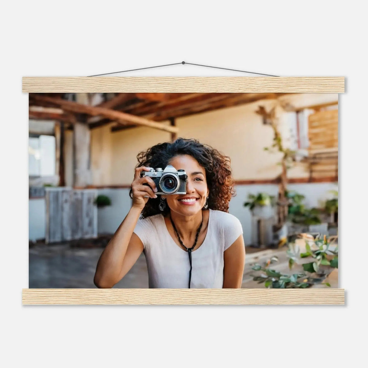 Dekoration mit Charakter. Individuelles Selbstportrait  mit Holzleisten – Dein Foto als Kunstwerk: für stilvolle Raumgestaltung. Schlicht, elegant und wirkungsvoll.