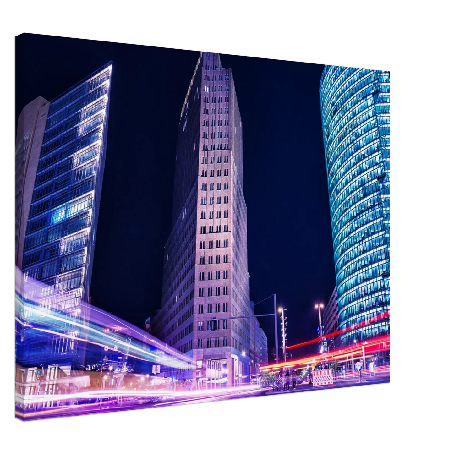 Stimmungsvolle Wandkunst für stilvolle Räume. Berlin bei Nacht Canvas Art Print – Premium Textured Wandbild: für stilvolle Raumgestaltung. Schlicht, elegant und wirkungsvoll.
