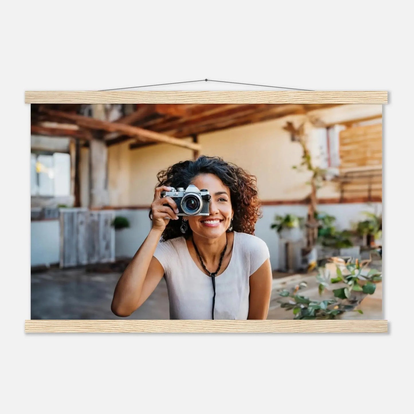 Ein Ausdruck moderner Ästhetik. Individuelles Selbstportrait  mit Holzleisten – Dein Foto als Kunstwerk: für stilvolle Raumgestaltung. Eine besondere Bereicherung für jeden Raum.