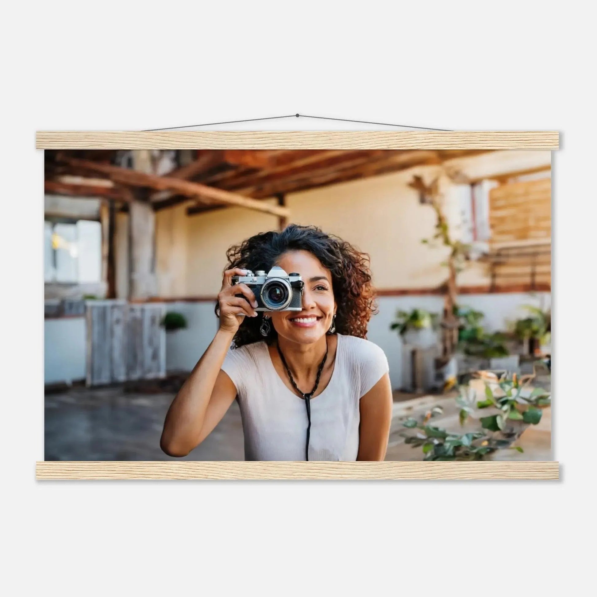 Ein Ausdruck moderner Ästhetik. Individuelles Selbstportrait  mit Holzleisten – Dein Foto als Kunstwerk: für stilvolle Raumgestaltung. Eine besondere Bereicherung für jeden Raum.