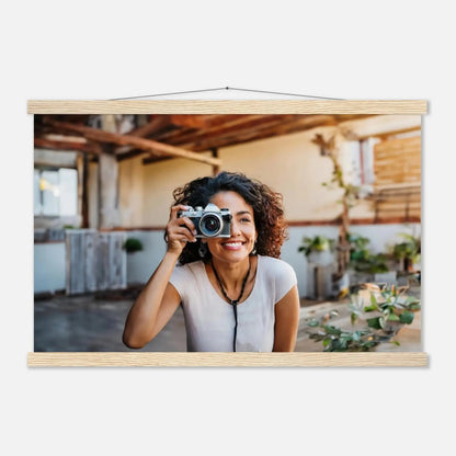 Ein Ausdruck moderner Ästhetik. Individuelles Selbstportrait  mit Holzleisten – Dein Foto als Kunstwerk: für stilvolle Raumgestaltung. Eine besondere Bereicherung für jeden Raum.