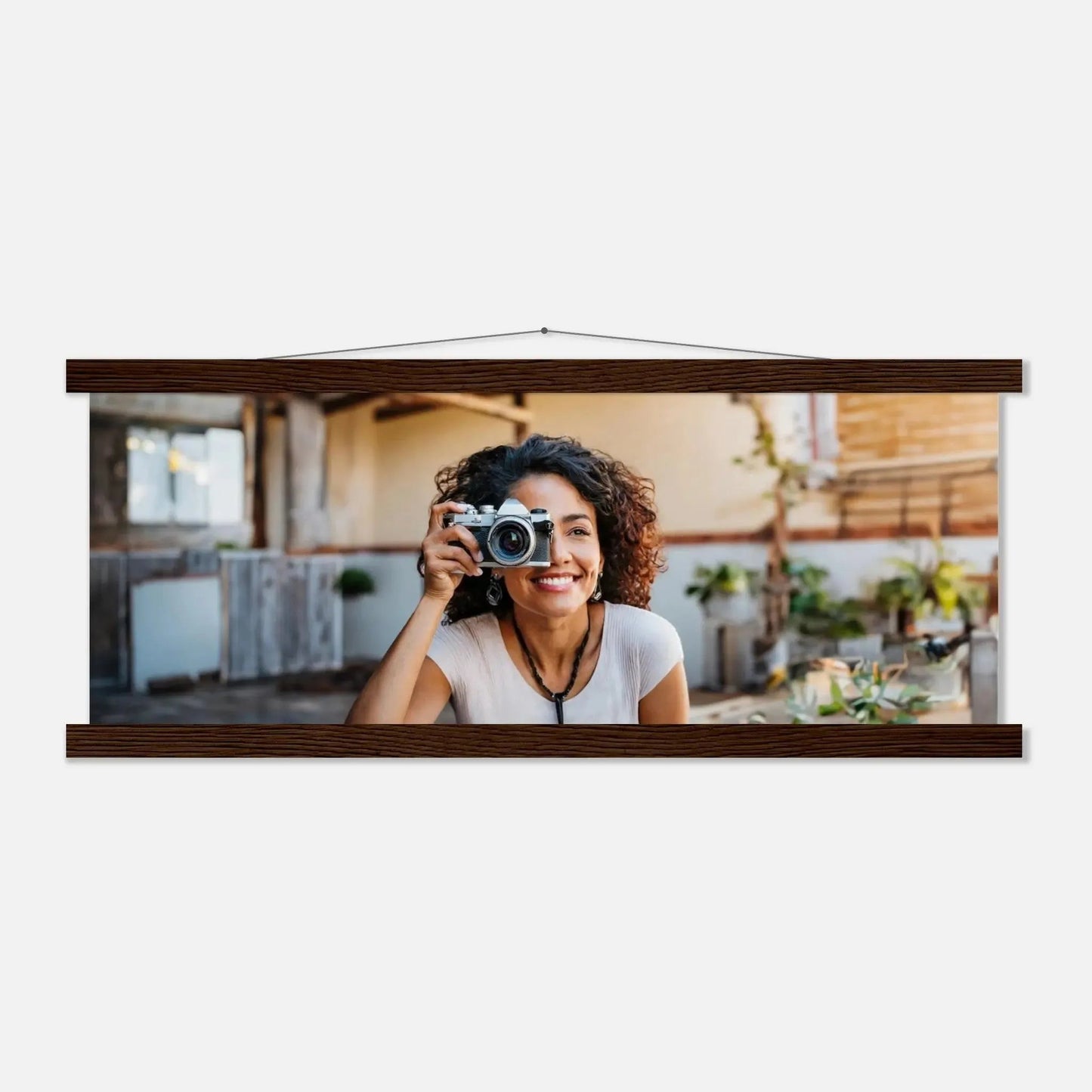 Ein Ausdruck moderner Ästhetik. Individuelles Selbstportrait  mit Holzleisten – Dein Foto als Kunstwerk: für stilvolle Raumgestaltung. Eine besondere Bereicherung für jeden Raum.