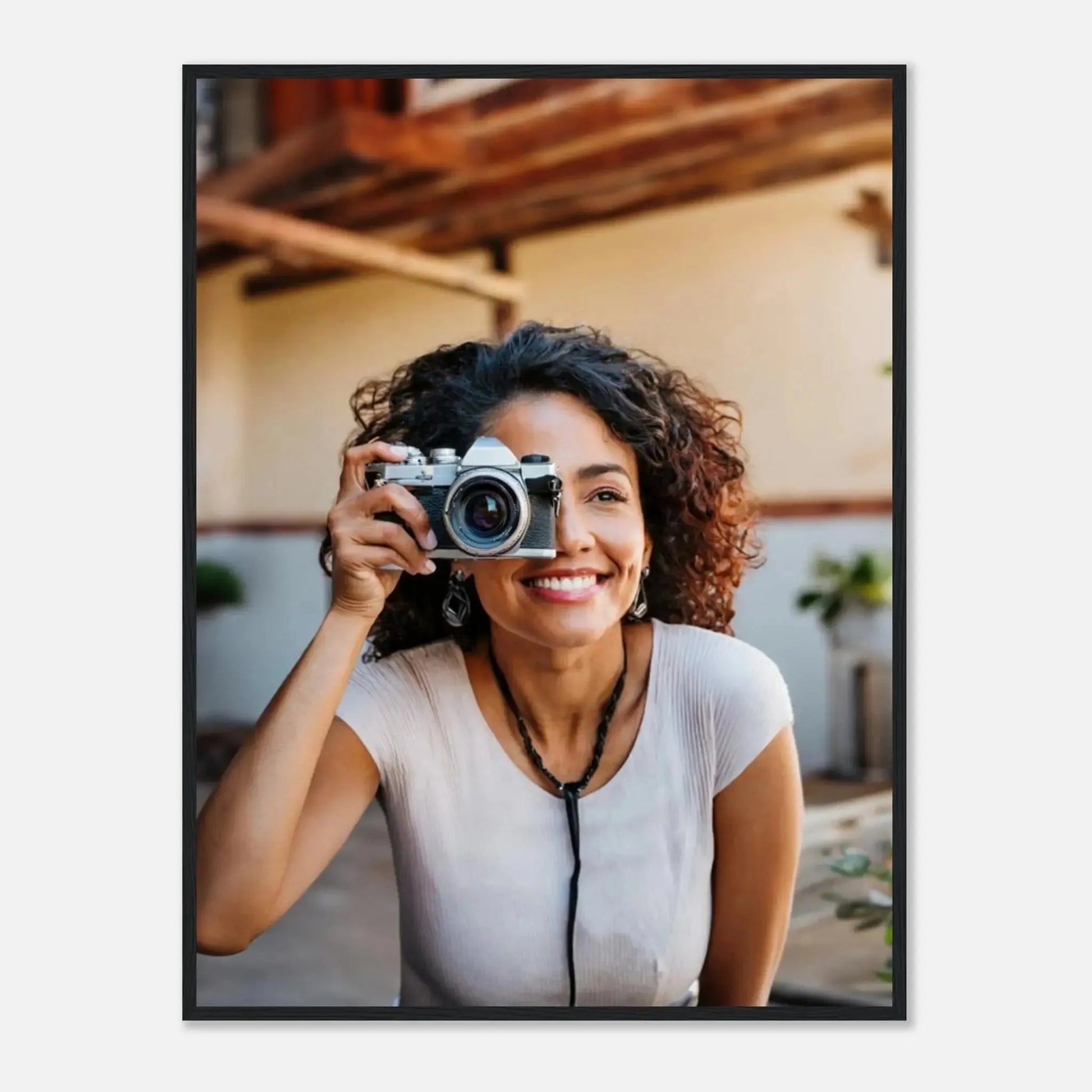 Ein Ausdruck moderner Ästhetik. Personalisierbares Holzrahmen- – Elegantes individuelles Foto Kunstwerk: zeitlos und harmonisch. Schlicht, elegant und wirkungsvoll.