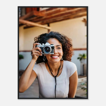 Ein Ausdruck moderner Ästhetik. Personalisierbares Holzrahmen- – Elegantes individuelles Foto Kunstwerk: zeitlos und harmonisch. Schlicht, elegant und wirkungsvoll.