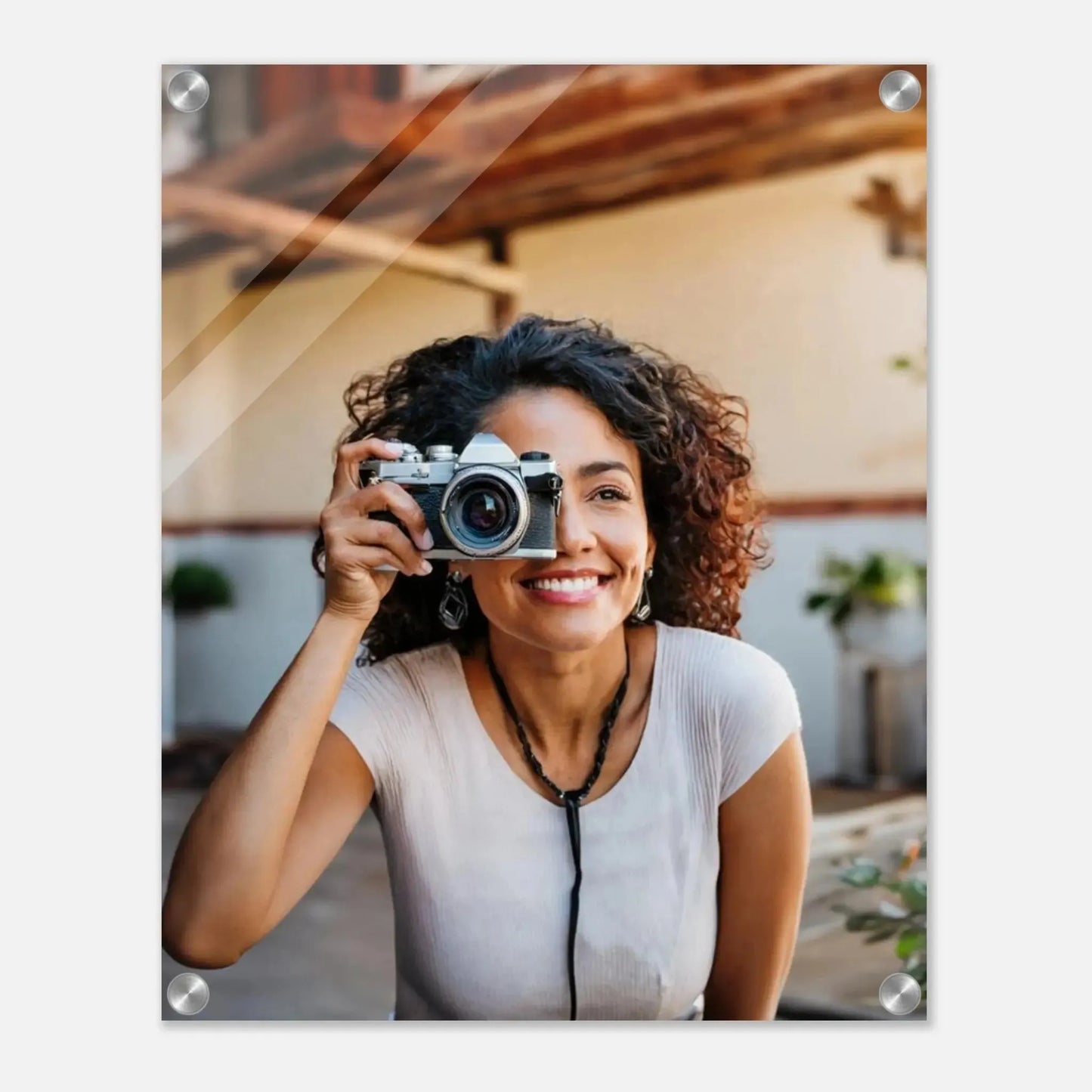 Ein Ausdruck moderner Ästhetik. Dein Foto - Selbstportrait - Familienfoto -  auf Acrylglas: zeitlos und harmonisch. Eine besondere Bereicherung für jeden Raum.