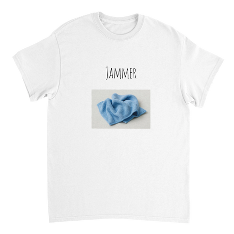 Stimmungsvolle Wandkunst für stilvolle Räume. Heavyweight Unisex Crewneck T-shirt | Gildan® 5000: zeitlos und harmonisch. Schlicht, elegant und wirkungsvoll.