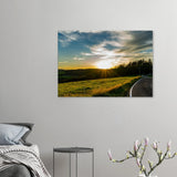 Dekoration mit Charakter. Kunstdruck auf Leinwand - Sonnenuntergang im Westerwald 70x100 cm / 28x40″: für stilvolle Raumgestaltung. Schlicht, elegant und wirkungsvoll.