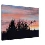 Stimmungsvolle Wandkunst für stilvolle Räume. Leinwand - Kunstdruck - Landschaft im Sonnenuntergang Molzhain 70x100: zeitlos und harmonisch. Schlicht, elegant und wirkungsvoll.