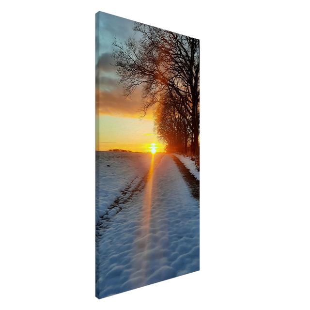 Abendrot Vor Einer Malerischen Landschaft – Hochwertiger Leinwanddruck – Kunstdruck auf Leinwand mit Holzkeilrahmen
